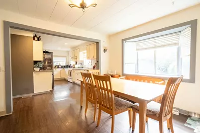 419 NW D Street, Grants Pass, OR 97526 - Photo 9