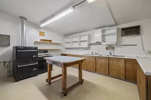 1633 Division St, Klamath Falls, OR 97601 - Photo 35