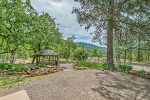 5551 OR-227, Trail, OR 97541 - Photo 41