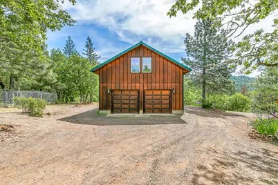 5551 Or-227, Trail, OR 97541 - Photo 37