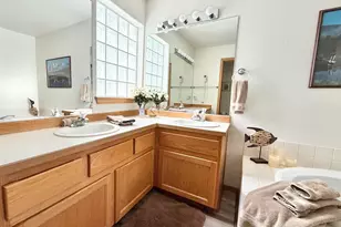 10613 Cormorant Ct, Klamath Falls, OR 97601 - Photo 11