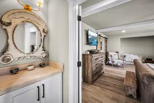 24166 Dodds Rd, Bend, OR 97701 - Photo 17