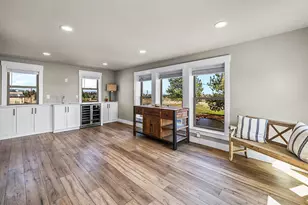 24166 Dodds Rd, Bend, OR 97701 - Photo 27