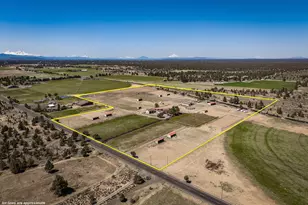 24166 Dodds Rd, Bend, OR 97701 - Photo 59