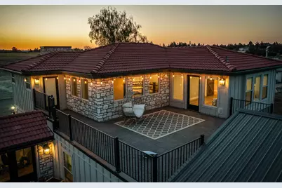 24166 Dodds Road, Bend, OR 97701 - Photo 37