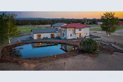 24166 Dodds Road, Bend, OR 97701 - Photo 3