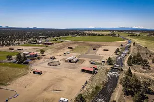 24166 Dodds Rd, Bend, OR 97701 - Photo 61