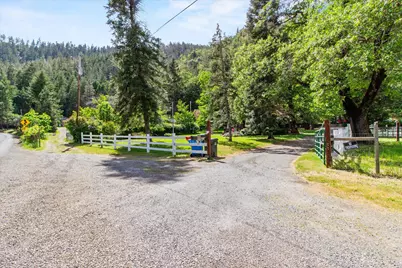 3554 Thompson Creek Road, Applegate, OR 97530 - Photo 37