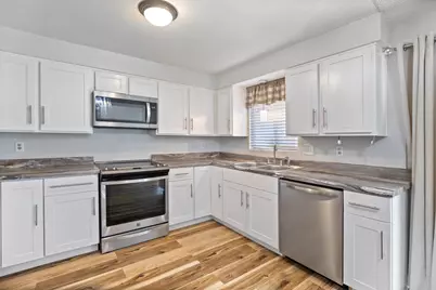 1129 SW Ballinger Drive, Grants Pass, OR 97526 - Photo 5