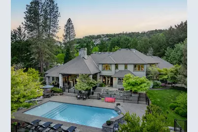 1126 NW Morgan Lane, Grants Pass, OR 97526 - Photo 3