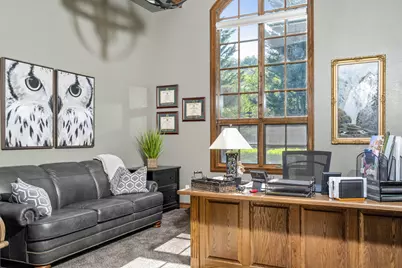 1126 NW Morgan Lane, Grants Pass, OR 97526 - Photo 7