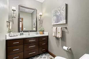 1126 NW Morgan Ln, Grants Pass, OR 97526 - Photo 29