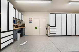 1126 NW Morgan Ln, Grants Pass, OR 97526 - Photo 43