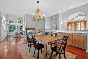 2932 NW Fairway Heights Dr, Bend, OR 97703 - Photo 11