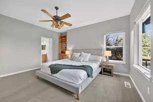 2932 NW Fairway Heights Dr, Bend, OR 97703 - Photo 29