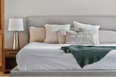 2932 NW Fairway Heights Drive, Bend, OR 97703 - Photo 27