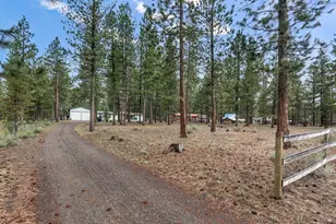 53349 Woodstock Dr, La Pine, OR 97739 - Photo 5