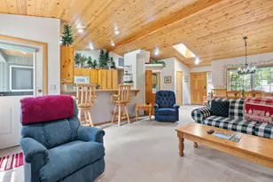 57584 Whistler Ln, Sunriver, OR 97707 - Photo 13