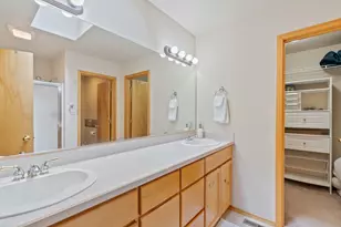 57584 Whistler Ln, Sunriver, OR 97707 - Photo 11