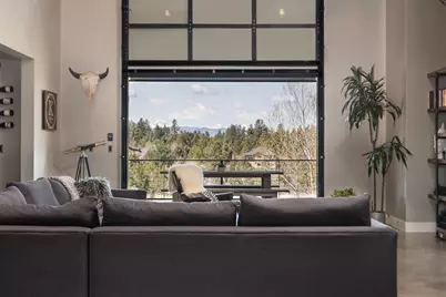 21060 Knott Road, Bend, OR 97702 - Photo 9