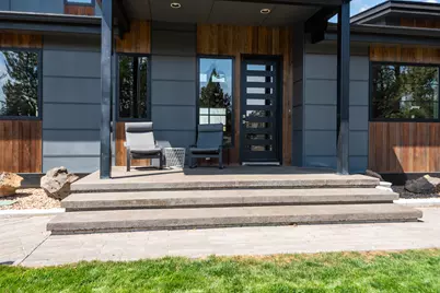 21060 Knott Road, Bend, OR 97702 - Photo 5