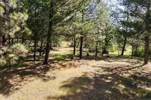 13007 Perry Rd, Central Point, OR 97502 - Photo 7