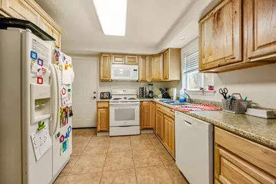 4626 N Pacific Highway, Central Point, OR 97502 - Photo 9