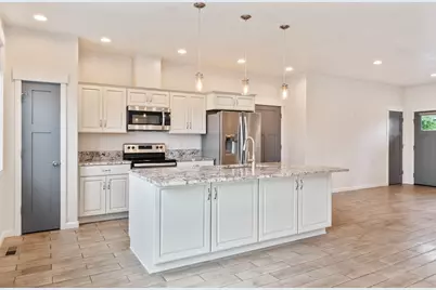 22 SE Hoff Lane, Madras, OR 97741 - Photo 7