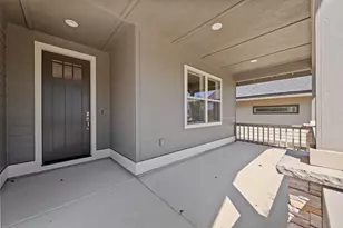 2771 NW 23rd Loop, Redmond, OR 97756 - Photo 5