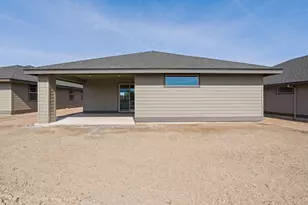 2528 NW Redwood Cir, Redmond, OR 97756 - Photo 5