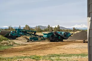 2525 NW Redwood Cir, Redmond, OR 97756 - Photo 31