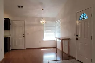 805 Bower Ln, Grants Pass, OR 97527 - Photo 13