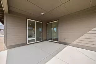 2366 NW Redwood Ave, Redmond, OR 97756 - Photo 7