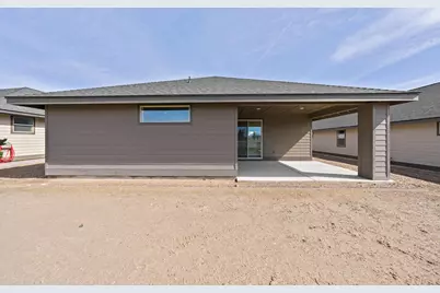 2366 NW Redwood Avenue #11, Redmond, OR 97756 - Photo 5