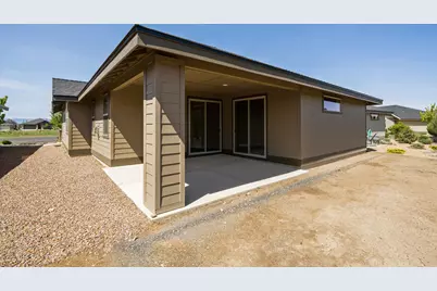 2628 NW Redwood Circle #39, Redmond, OR 97756 - Photo 5