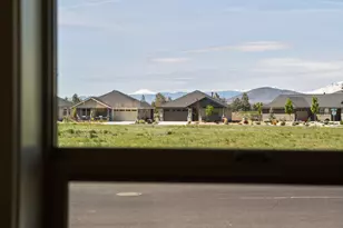 2628 NW Redwood Cir, Redmond, OR 97756 - Photo 23