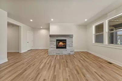 2695 NW 23rd #60, Redmond, OR 97756 - Photo 11