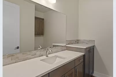 2695 NW 23rd #60, Redmond, OR 97756 - Photo 35