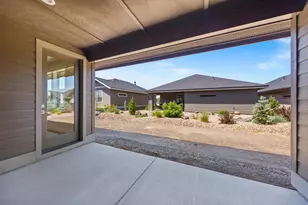 2695 NW 23rd, Redmond, OR 97756 - Photo 9