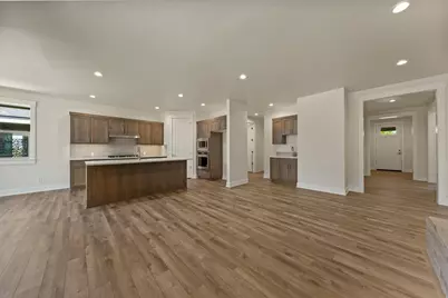 2695 NW 23rd #60, Redmond, OR 97756 - Photo 13