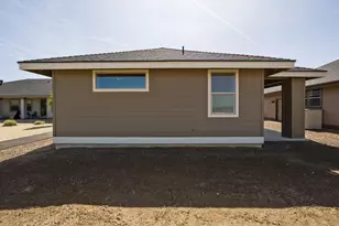 2633 NW Redwood Cir, Redmond, OR 97756 - Photo 5