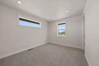 2633 NW Redwood Circle #25, Redmond, OR 97756 - Photo 21