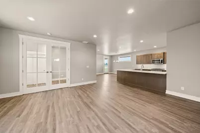 2522 NW Redwood Circle #15, Redmond, OR 97756 - Photo 9