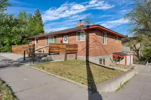 404 Washington St, Klamath Falls, OR 97601 - Photo 1