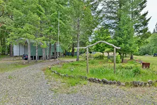 261 White Oak Dr, Cave Junction, OR 97523 - Photo 47