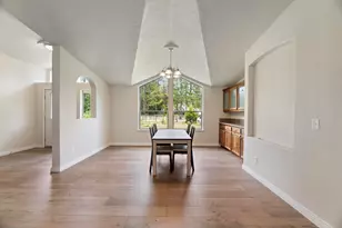 261 White Oak Dr, Cave Junction, OR 97523 - Photo 13