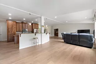 261 White Oak Dr, Cave Junction, OR 97523 - Photo 19