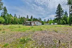 261 White Oak Dr, Cave Junction, OR 97523 - Photo 35