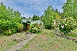 261 White Oak Dr, Cave Junction, OR 97523 - Photo 39