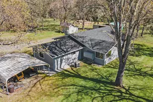 2800 Cedar Flat Rd, Williams, OR 97544 - Photo 5